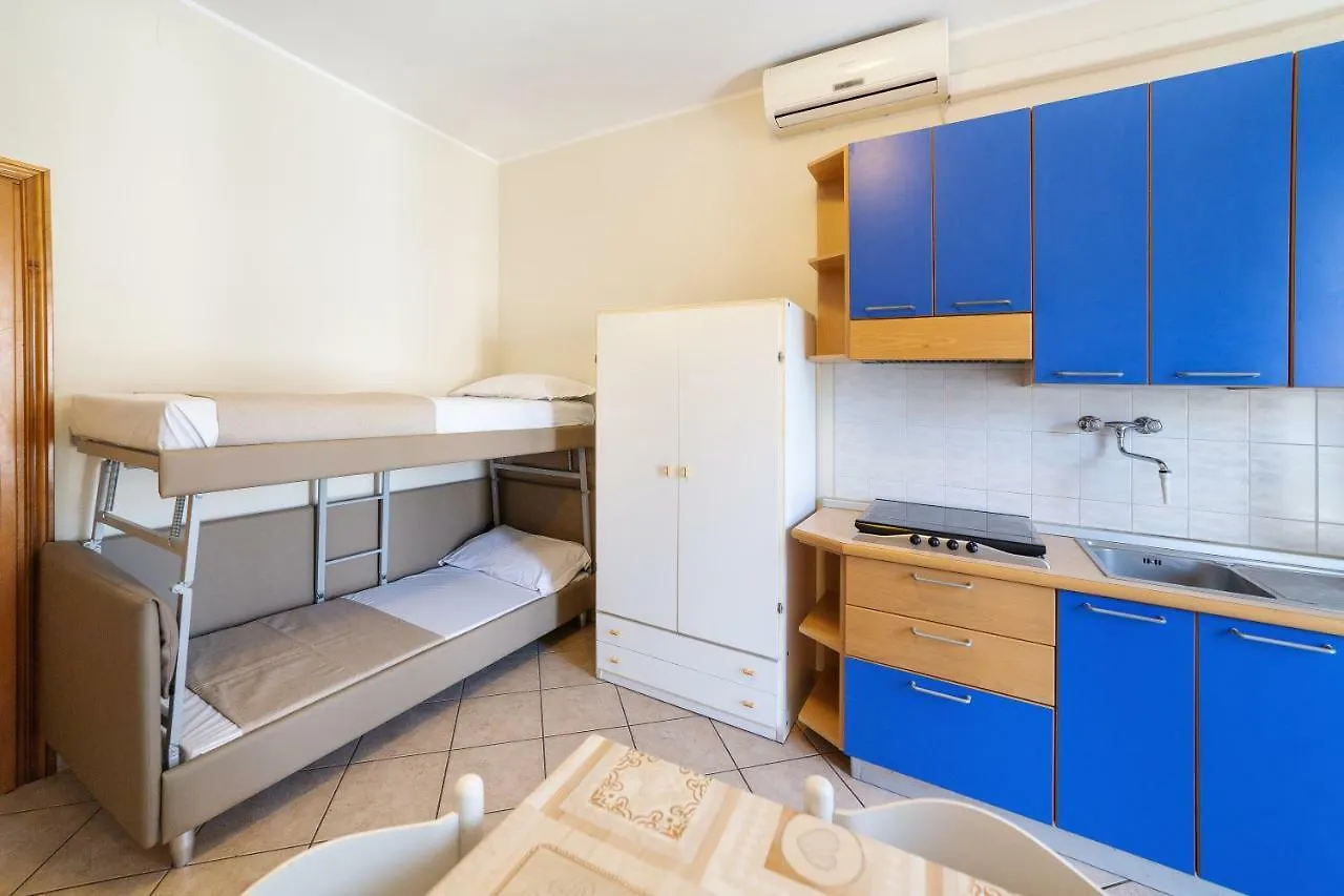 Villa Maria Apartments nel Cuore di Riccione Italia